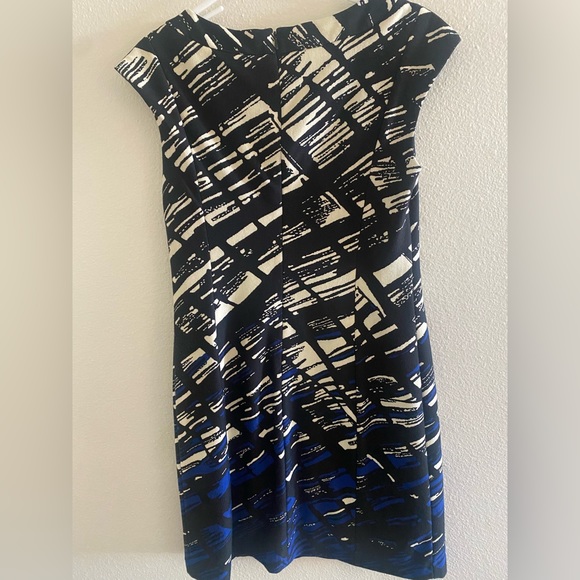 Nine West Sleeveless black and white Stretch Lined Midi Dress size 4 - Picture 2 of 9